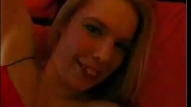 رائع سكس محارم اجنبي مجاني فاتنة تريد أن تكون مطيع مع عشيقها