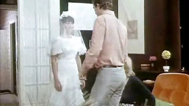 الجمال الروسي أختها الرطب L. افلام سكسيه اجنبيه مجانيه