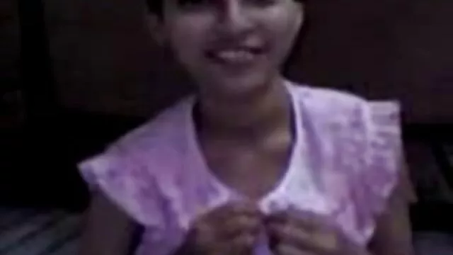 فتاة افلام سكس مجاني اجنبي يعطي اللسان