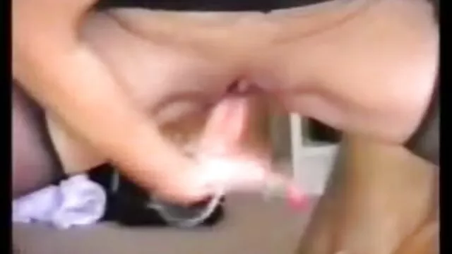 مفلس طلاب الجامعات تبادل لاطلاق سكس مجانى اجنبي النار الهواة الفيديو في منزلها