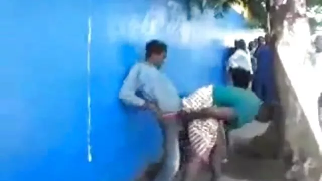 اللعين في المتشددين كرالا سيكس اجنبي مجاني رذاذ على السادة